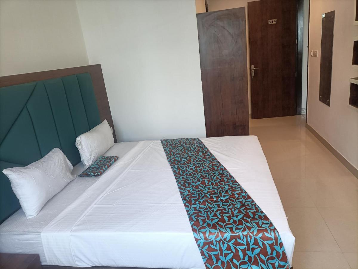 Hotel Tark Inn Near Igi Airport New Delhi Luaran gambar