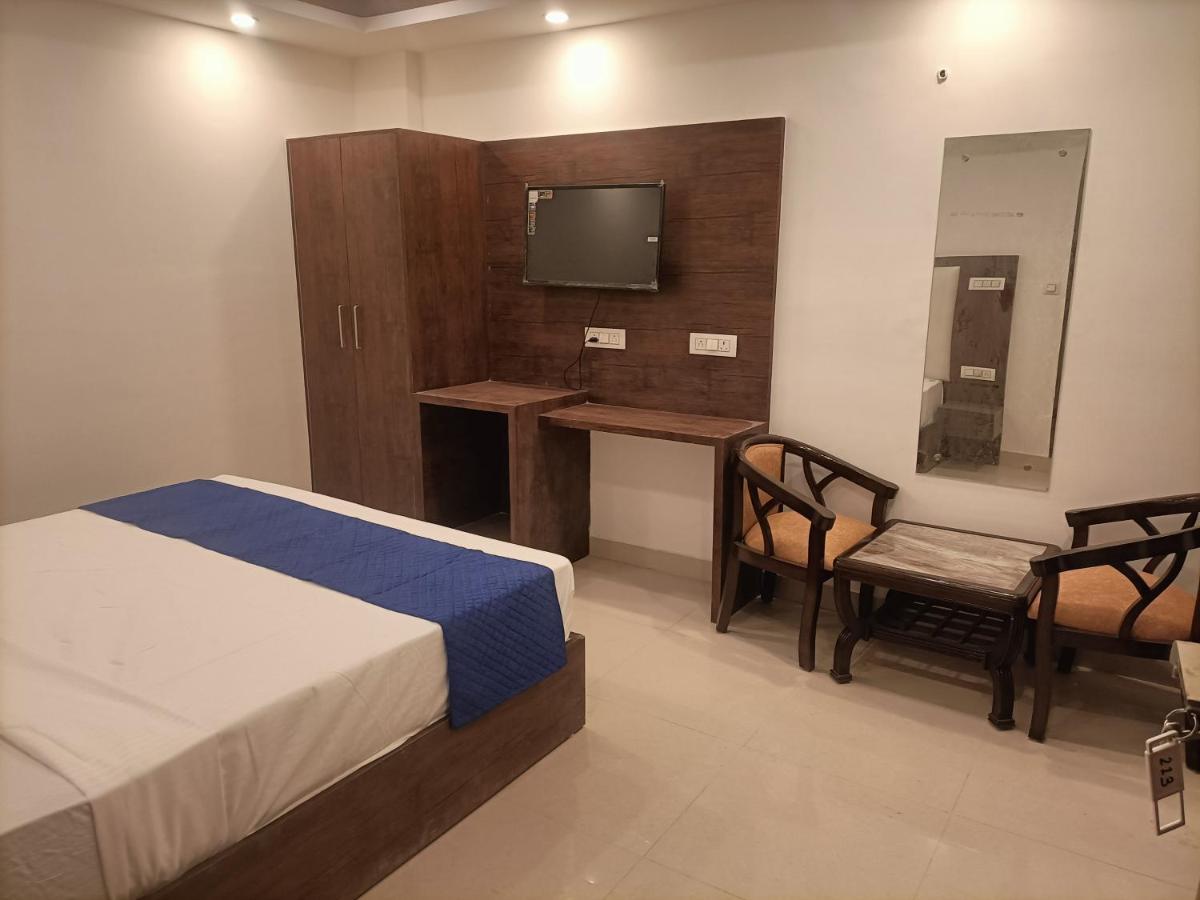 Hotel Tark Inn Near Igi Airport New Delhi Luaran gambar